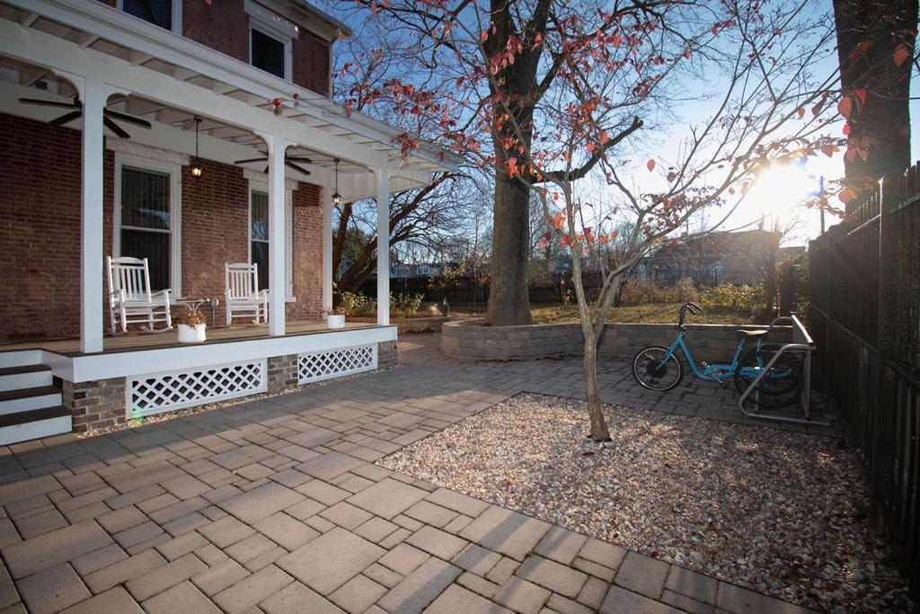 Quiet, Gated Oasis Near Downtown Lexingtonアパートメント エクステリア 写真